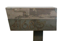 Load image into Gallery viewer, Modern Sierra Mailbox - Alpinemetaldesign